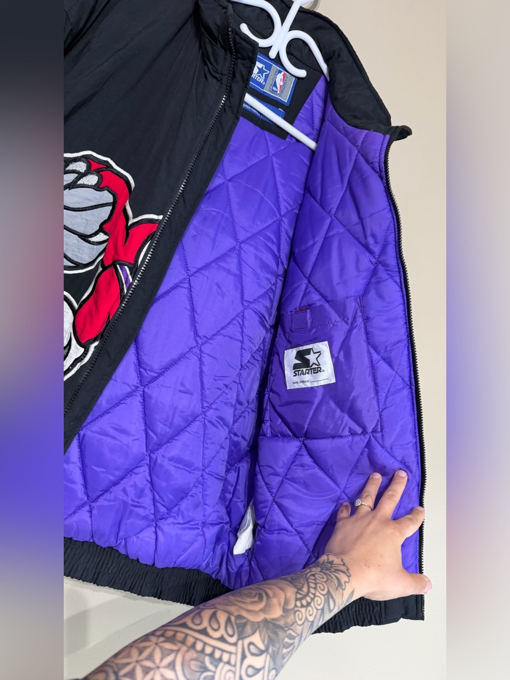 Vintage 1994 Starter Toronto Raptors Big Logo Jacket NBA Korea Made Rare - Picture 10 of 15